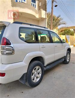 تۆیۆتا لاندكروزر پرادۆ